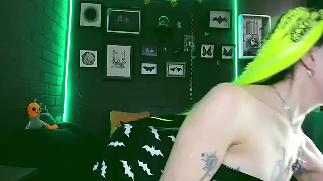 insania 9999  online show from February 21, 6:04 pm