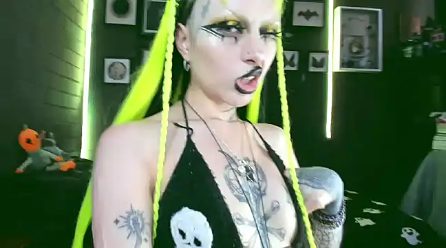 insania 9999  online show from March 5, 6:01 pm