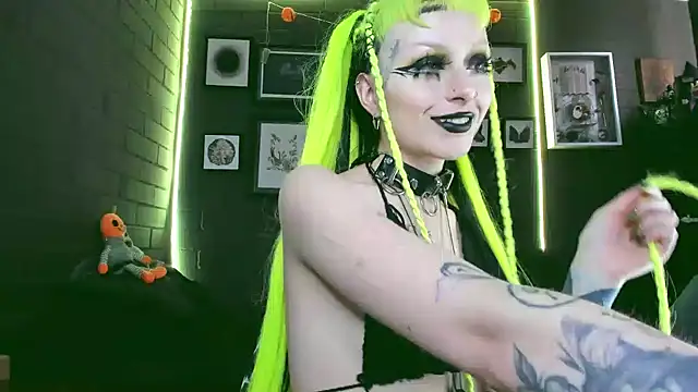 insania 9999  online show from March 12, 7:17 pm