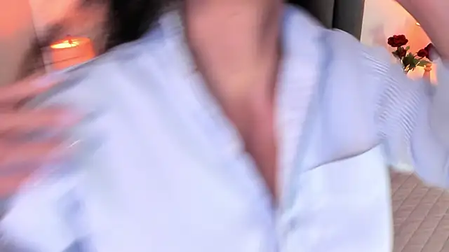 SaharaGarcia   online show from January 14, 9:09 pm