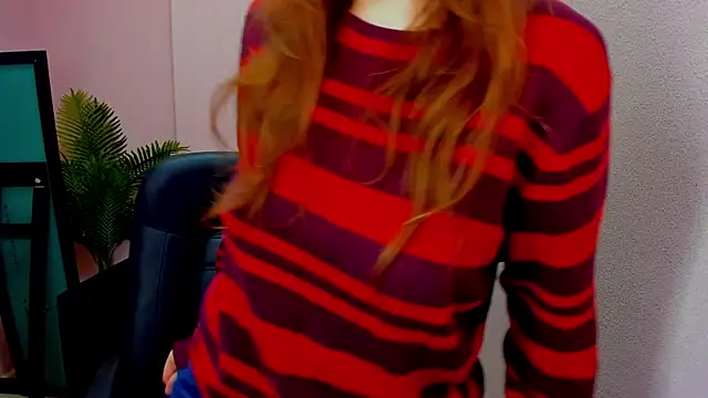 Persephoni online show from November 6, 8:43 pm