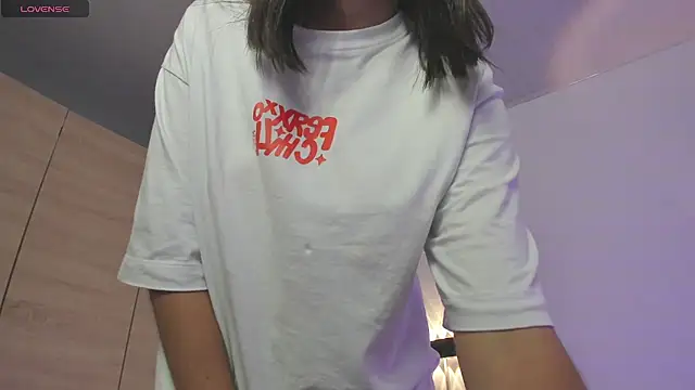 isabella thomsonp online show from February 13, 11:26 pm