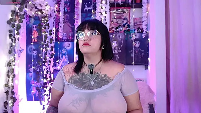 Snapshot of _Ali_Brinck_ chatting on January 14, 11:58 pm Ali Brinck online show from January 14, 11:58 pm