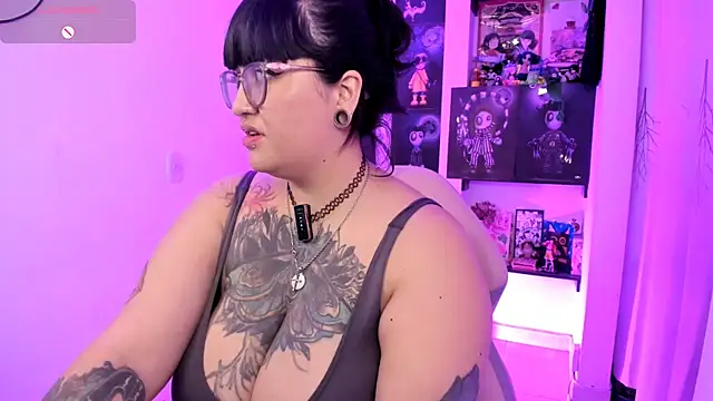 Snapshot of _Ali_Brinck_ chatting on September 24, 2:48 am Ali Brinck online show from September 24, 2:48 am