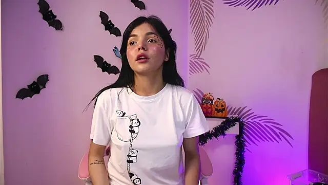 dianebleu online show from October 28, 4:16 am