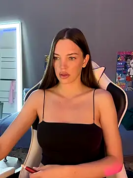 julia fly online show from September 29, 9:47 am