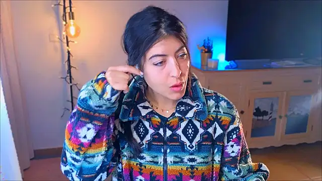 anabelcurvy online show from December 10, 8:16 pm