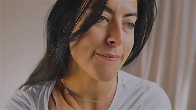 anabelcurvy online show from February 10, 11:15 am