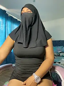 Snapshot of Jameela chatting on January 15, 6:40 pm Jameela online show from January 15, 6:40 pm