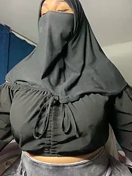 Snapshot of Jameela chatting on January 20, 11:21 pm Jameela online show from January 20, 11:21 pm