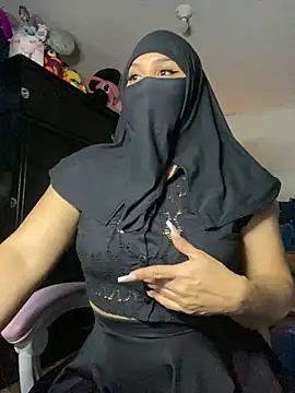 Snapshot of Jameela chatting on February 27, 10:42 pm Jameela online show from February 27, 10:42 pm