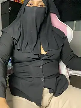 Snapshot of Jameela chatting on March 21, 10:39 pm Jameela online show from March 21, 10:39 pm