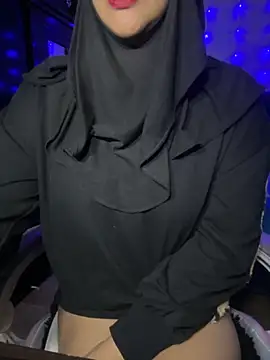 Snapshot of Jameela chatting on September 25, 12:03 am Jameela online show from September 25, 12:03 am