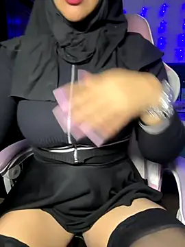 Snapshot of Jameela chatting on November 3, 9:48 pm Jameela online show from November 3, 9:48 pm