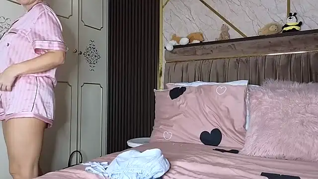 Allys online show from March 2, 3:45 am