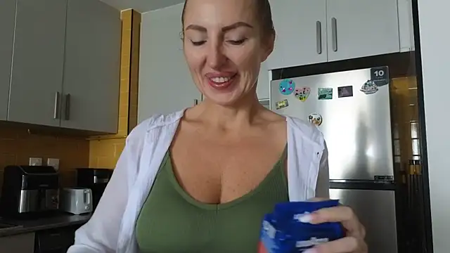 Allys online show from October 2, 5:14 am