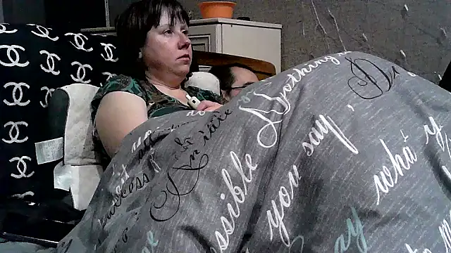 Snapshot of explored_romantic chatting on March 22, 10:26 pm explored romantic online show from March 22, 10:26 pm