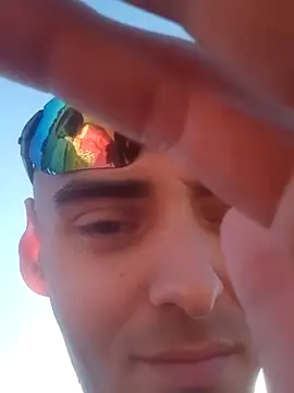 Snapshot of explored_romantic chatting on September 21, 8:38 am explored romantic online show from September 21, 8:38 am