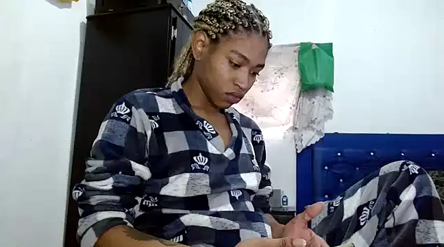 angelamarie1 online show from January 3, 12:41 pm