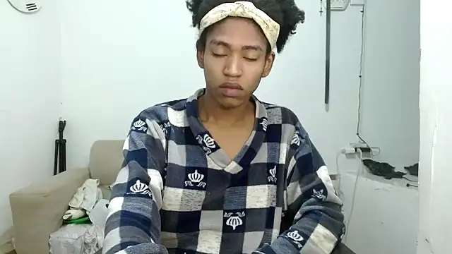 angelamarie1 online show from September 23, 10:40 am