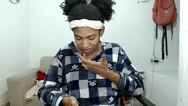 angelamarie1 online show from November 15, 6:22 am