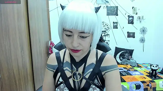 yunkodolly666 online show from March 8, 9:08 pm