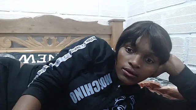 Snapshot of sexyjustin202 chatting on September 20, 12:00 am sexyjustin202 online show from September 20, 12:00 am