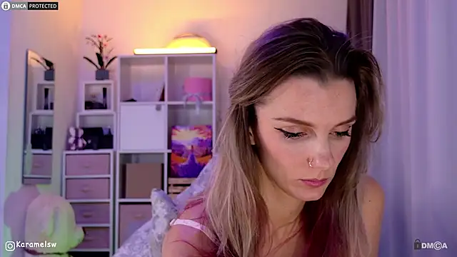 Karamelsw  online show from October 2, 11:56 pm