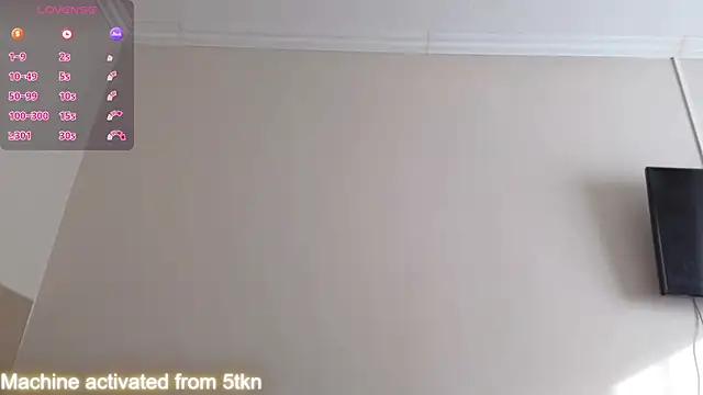 MaryHillx online show from September 23, 7:00 am