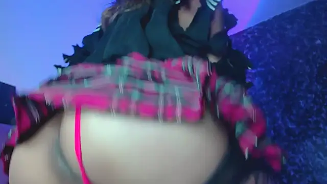 Snapshot of Kenny_starrK chatting on March 4, 12:29 am Kenny starrK online show from March 4, 12:29 am