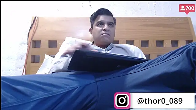 Snapshot of thor000089 chatting on January 29, 5:56 pm thor000089 online show from January 29, 5:56 pm