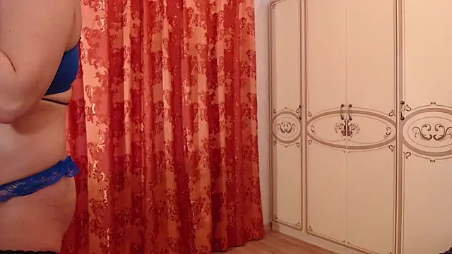 AlinaBoobs55 online show from December 6, 11:22 am