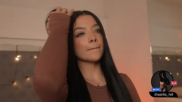 sarah hiill online show from September 18, 8:00 pm