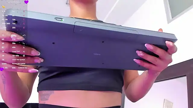 CeliWoods online show from February 9, 5:33 pm