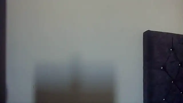 charrysexy1 online show from November 1, 1:35 pm