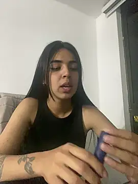 Miss Nicole online show from December 19, 5:07 am