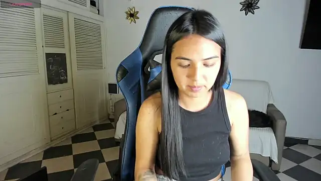 Miss Nicole online show from December 29, 1:24 am