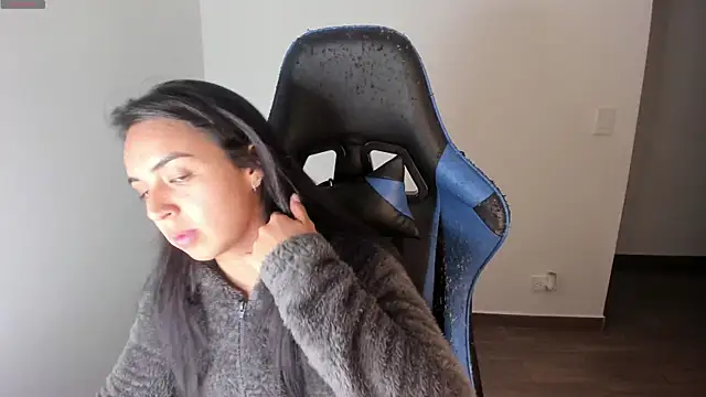 Miss Nicole online show from September 21, 1:18 am