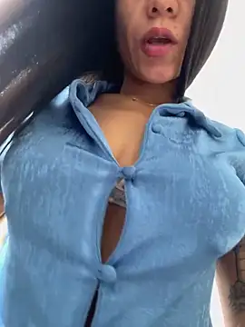 Reggie-Liam online show from February 19, 3:49 pm