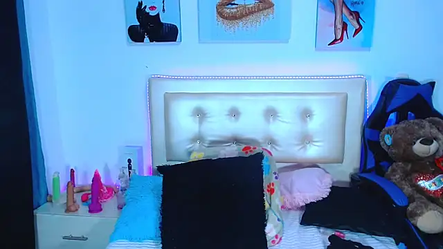 Snapshot of Jenng18 chatting on January 6, 12:57 pm Jenng18 online show from January 6, 12:57 pm