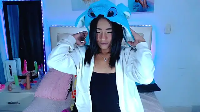 Snapshot of Jenng18 chatting on February 17, 9:24 am Jenng18 online show from February 17, 9:24 am