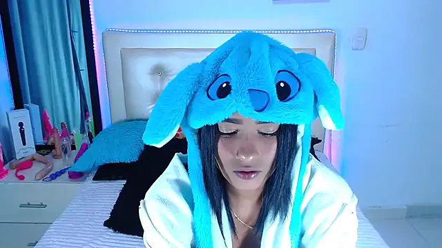 Snapshot of Jenng18 chatting on February 21, 6:29 am Jenng18 online show from February 21, 6:29 am