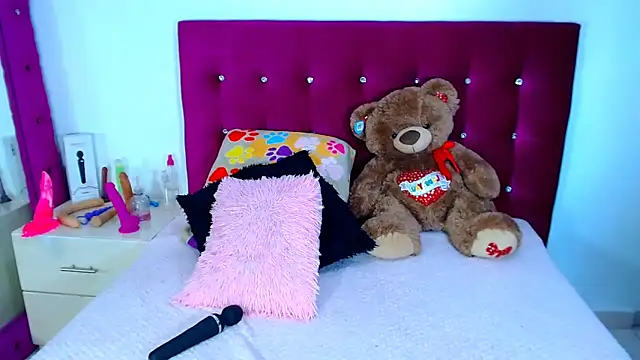 Snapshot of Jenng18 chatting on September 27, 5:29 pm Jenng18 online show from September 27, 5:29 pm