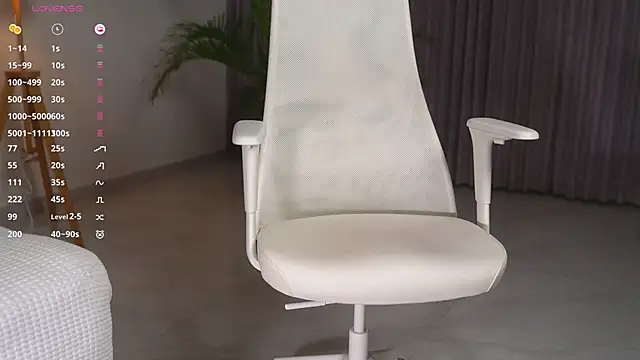 Snapshot of Vivian_cb chatting on February 1, 12:05 pm Vivian cb online show from February 1, 12:05 pm