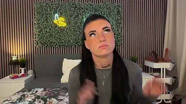 Snapshot of LizaRoxx chatting on November 5, 10:59 am LizaRoxx online show from November 5, 10:59 am