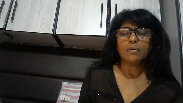 MsAttitude online show from October 9, 6:44 am