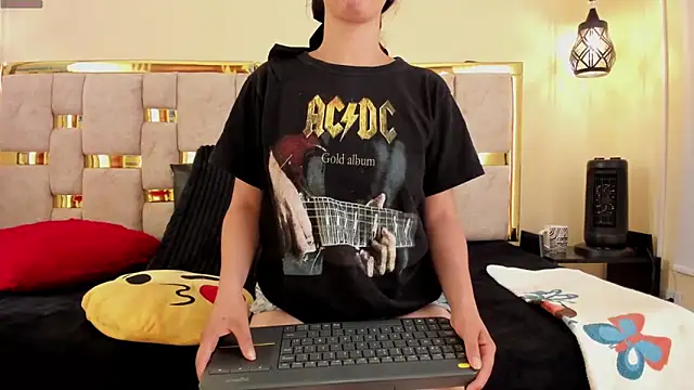 ttata 3 online show from February 14, 11:31 pm