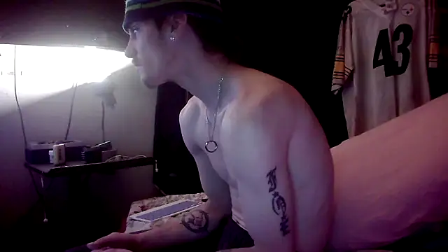 xxxTony999 online show from December 7, 8:38 pm