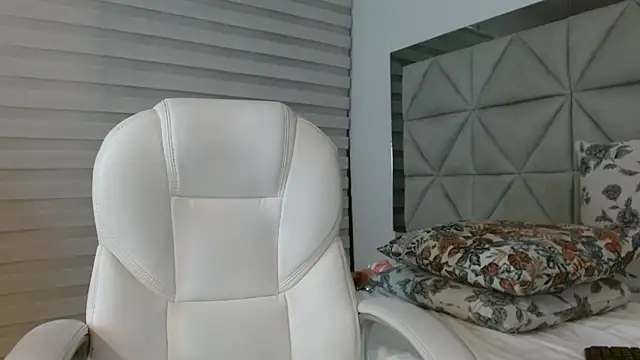 nana levy online show from March 8, 9:50 am