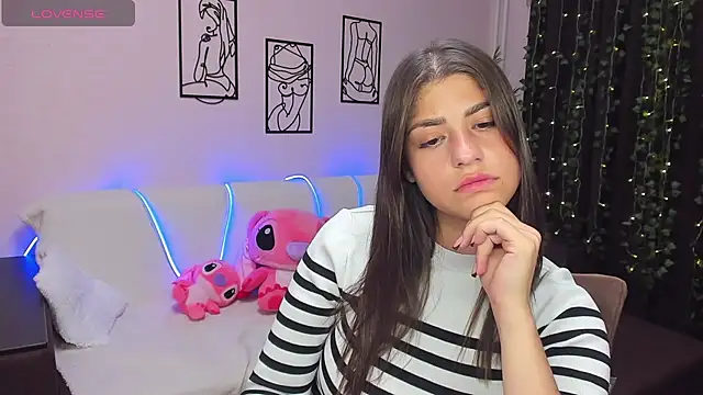 MaryMayson online show from September 8, 4:39 pm